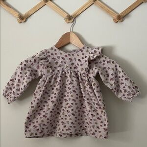 Charming Zara Floral Patterned dress. Size 12-18 months